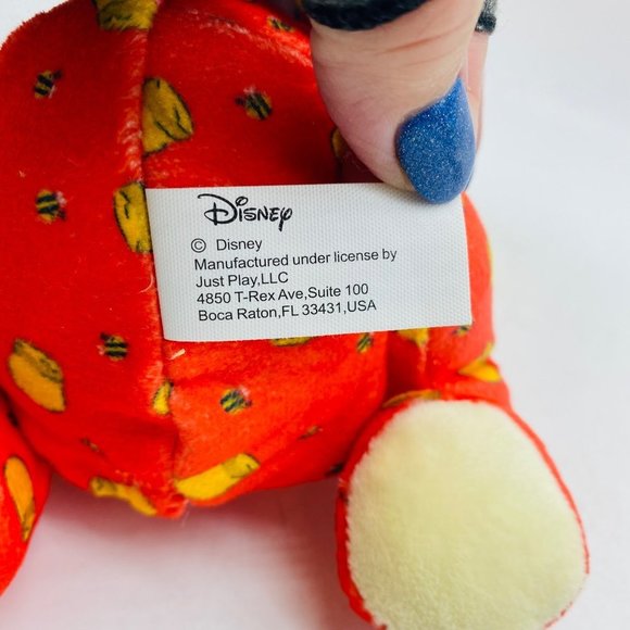 Disney Just Play Baby Winnie the Pooh Bear Plush Interactive Crawling Toy NWOT - Picture 4 of 5